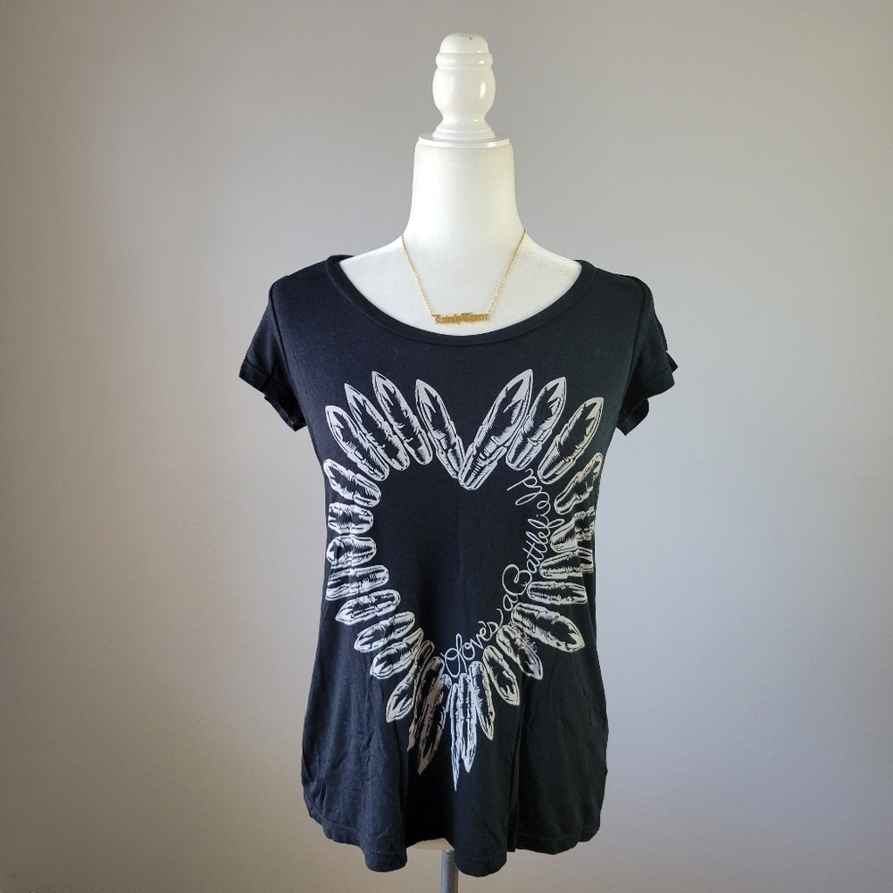 LAUREN MOSHI // ltd ed love is a battlefield bullet heart cap sleeve swing top